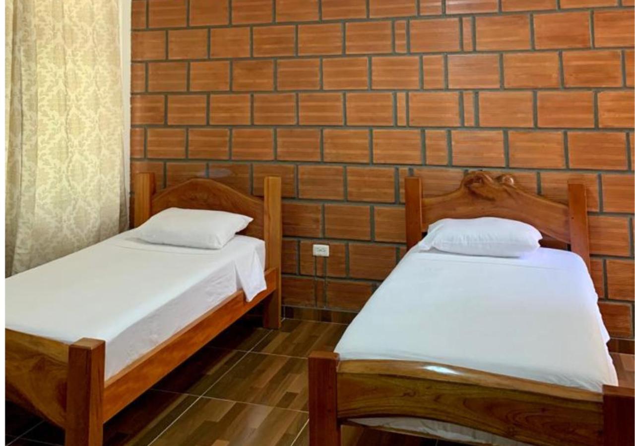 Arca Tayrona Restaurant & Hostal 洛斯纳兰霍斯 外观 照片
