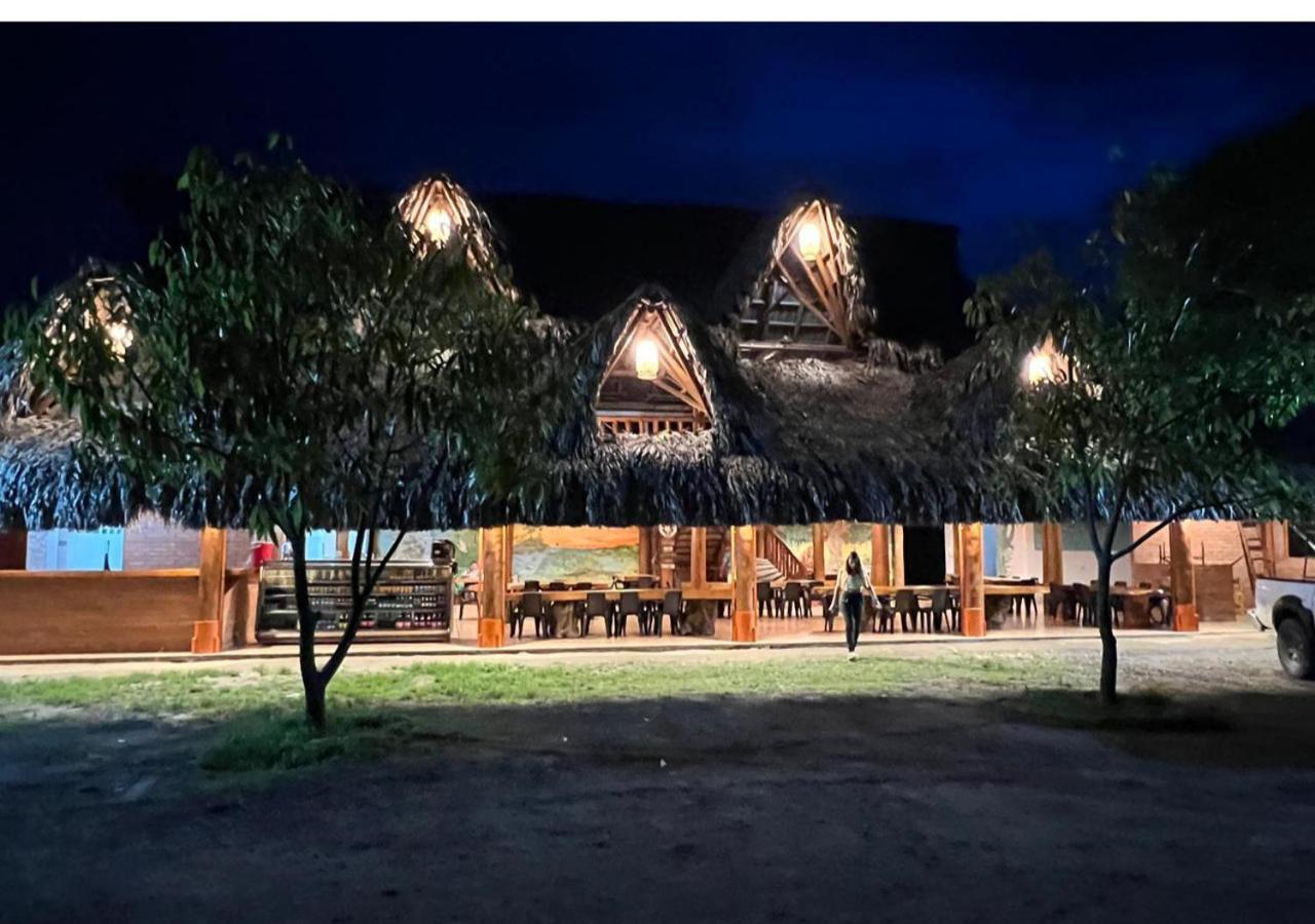 Arca Tayrona Restaurant & Hostal 洛斯纳兰霍斯 外观 照片