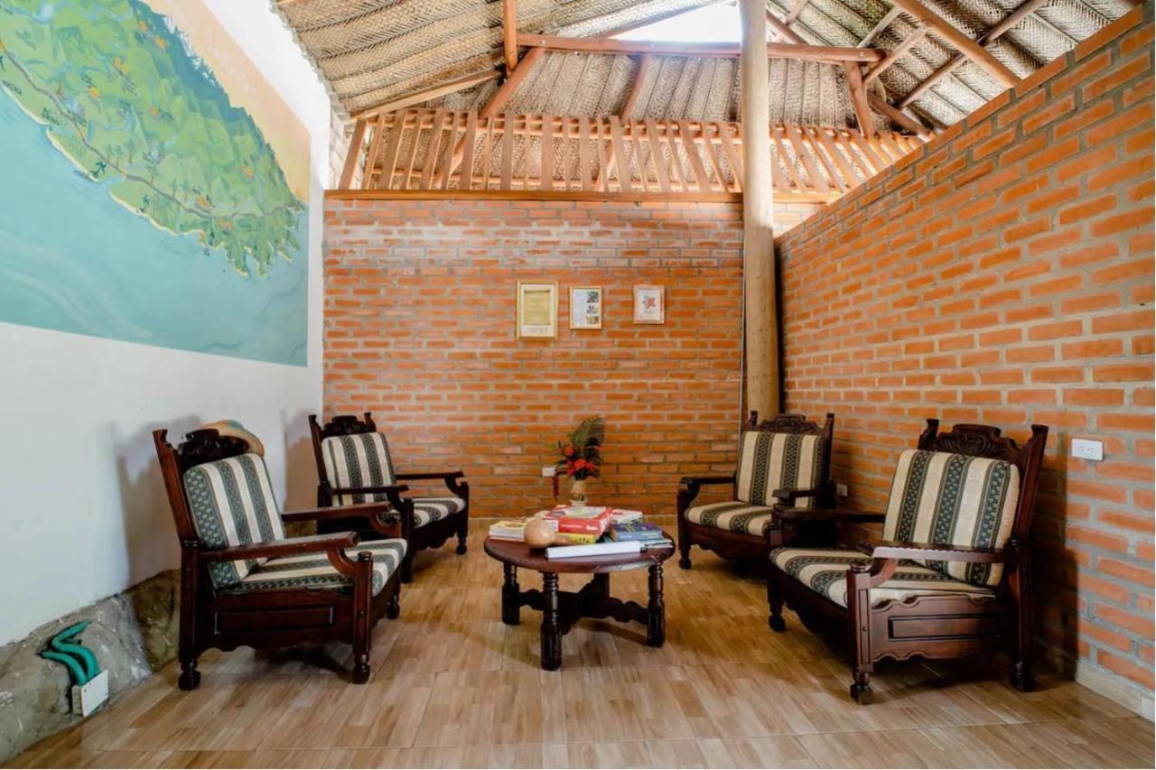 Arca Tayrona Restaurant & Hostal 洛斯纳兰霍斯 外观 照片